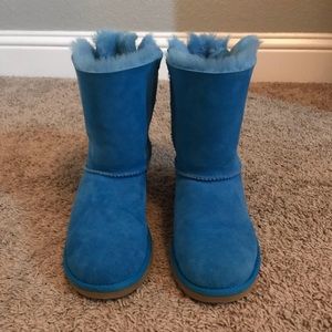 Blue Bow Uggs